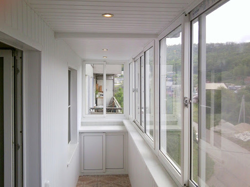 Как помыть окна на балконе – советы и некоторые рекомендации