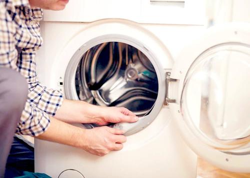 Как выбрать средство для устранения запаха в стиральной машине?