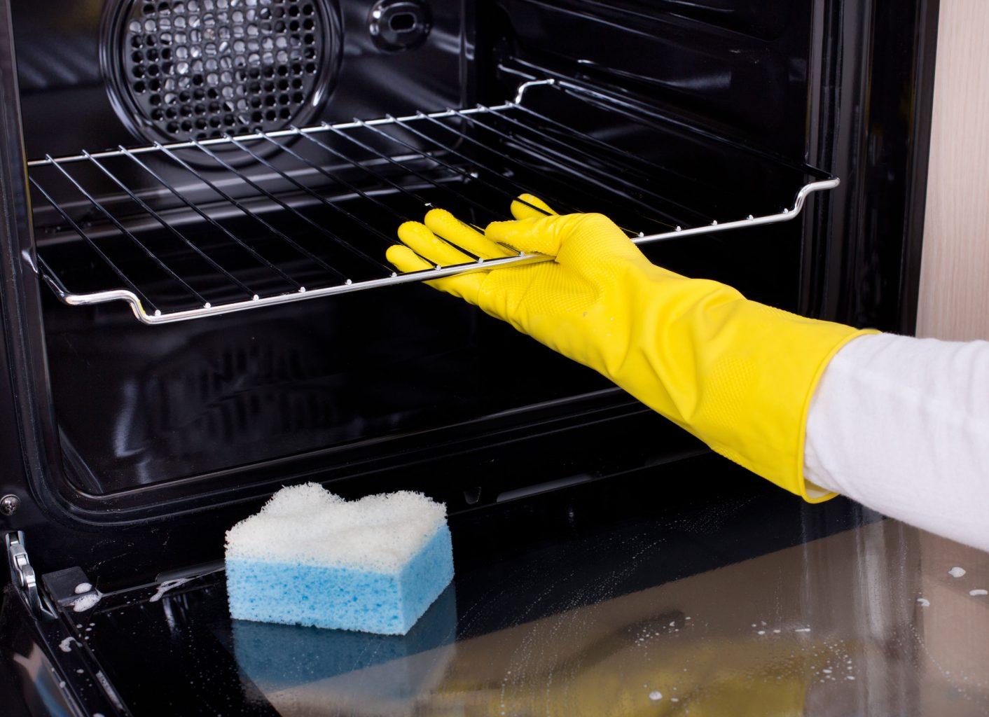 Как быстро отмыть духовку 