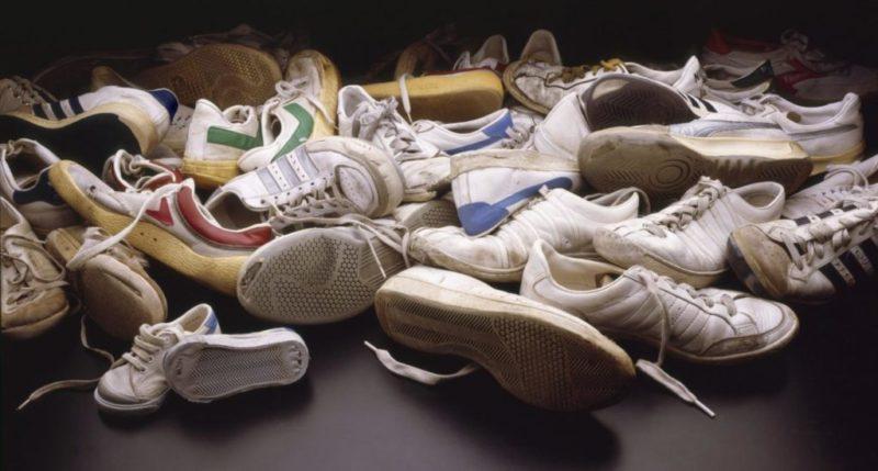 15 простых способов как убрать запах из обуви