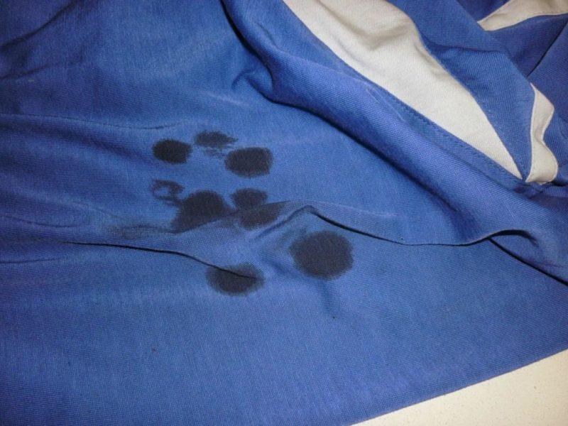25 способов, как отстирать жирное пятно на одежде